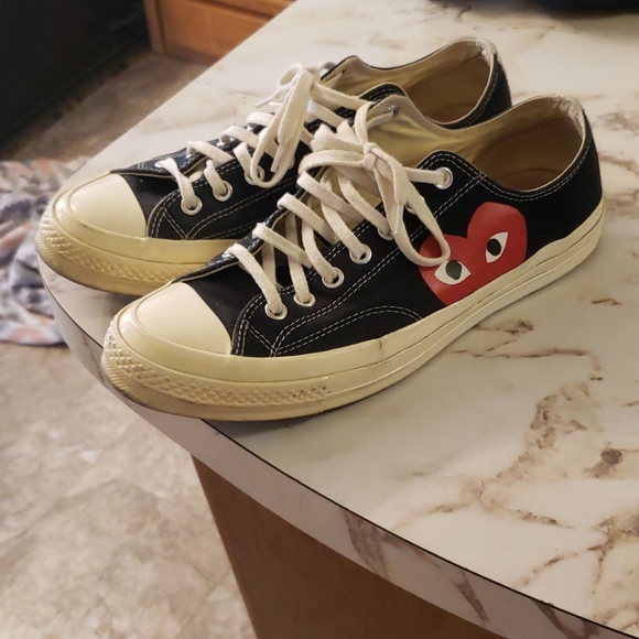 Converse - Picture 1 of 4